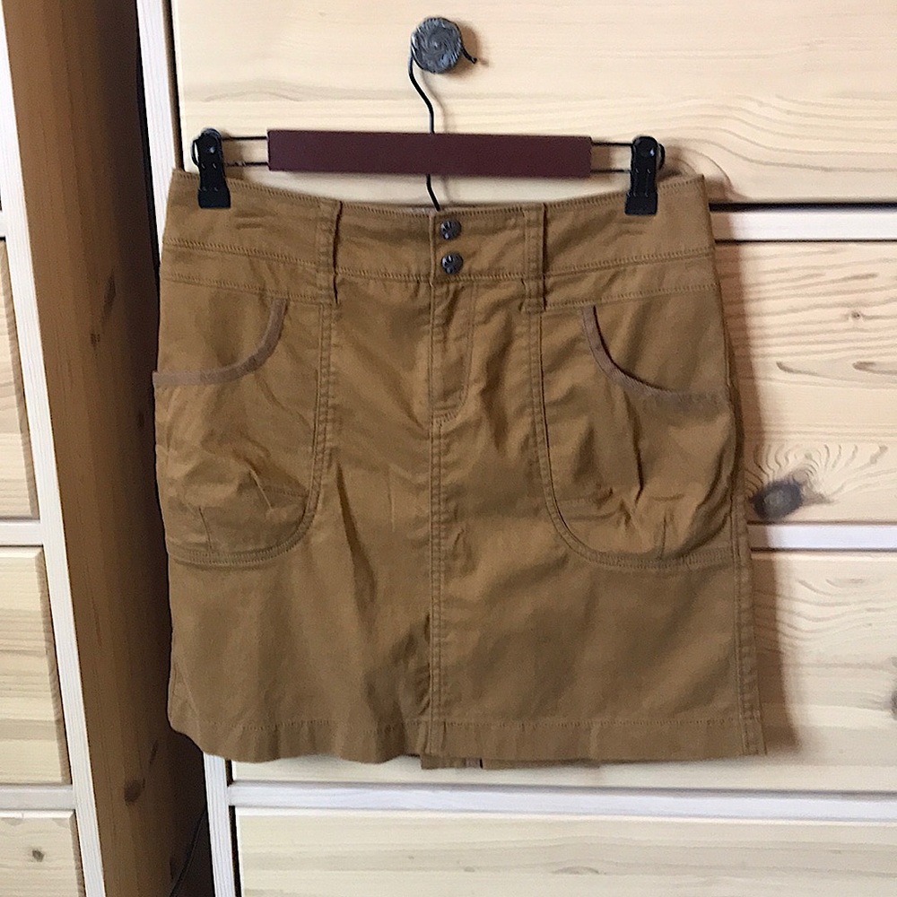 Athleta Brown Cargo Skirt Size 6